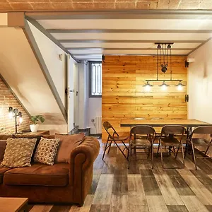 bbarcelona-dplex-poble-sec.catalonia-hotels.com/
