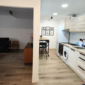 nuevo-centrico-apartamento-a-3-minutos-del-ave.catalonia-hotels.com/