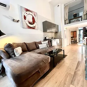 https://duplex-patio-wilson.fr-provencehotel.com