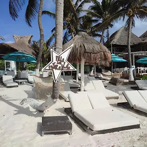 Estrellas - Located At The Party Zone 4*, Tulum Pueblo Mexico