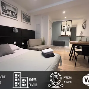 lou-pitchoun-aix-en-provence.fr-provencehotel.com/